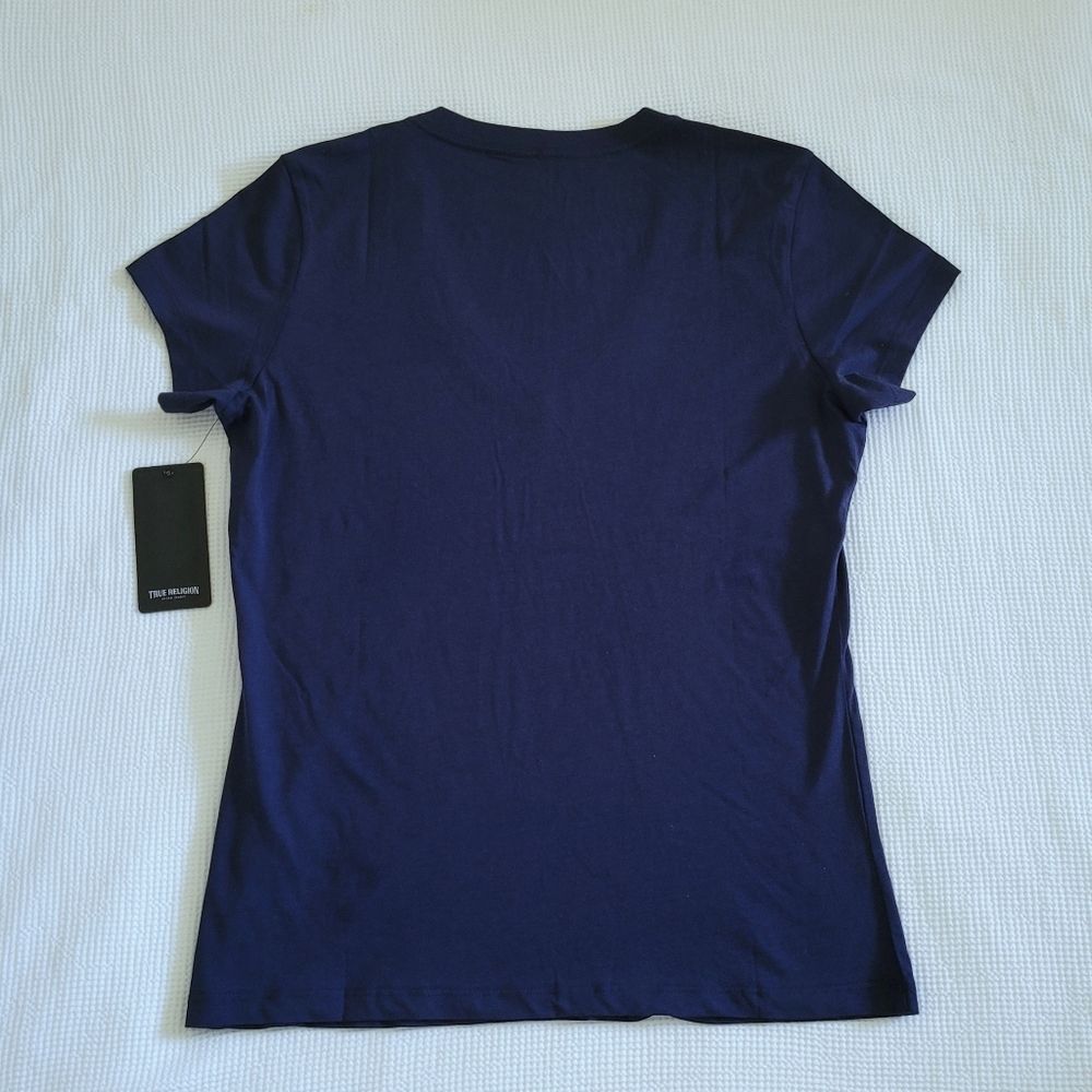 True Religion🙏 Split V-Neck Tee💙 - NWT - Picture 2 of 16